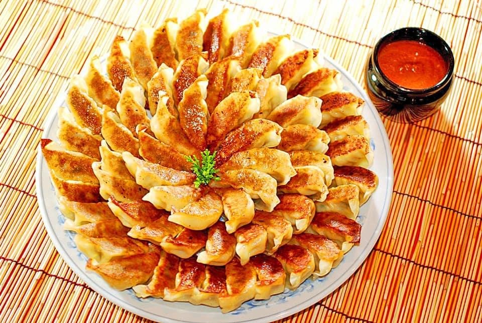 元祖ぎょうざ苑（神戸餃子専門店）